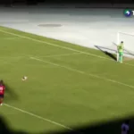 Portero argentino se negó a atajar un penal como protesta