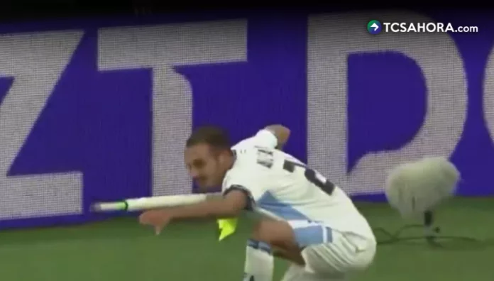 Sayed Abu Farchi anotó el gol de Israel en el compromiso ante Austria y, tras su polémica celebración, fue expulsado.
