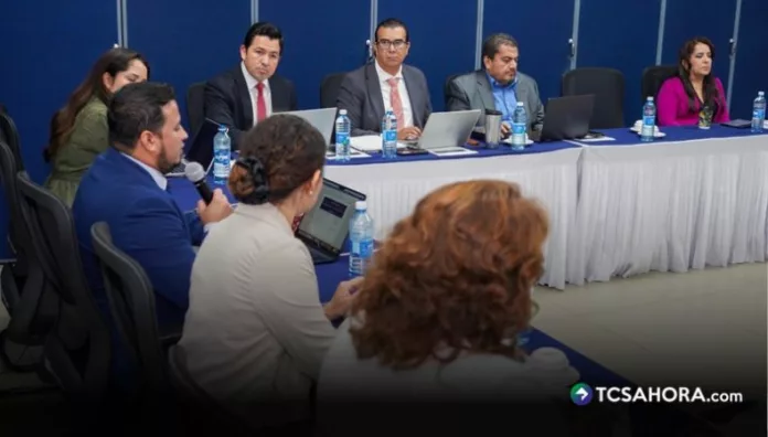 Sector religioso participa en estudio para cambios en jornada laboral