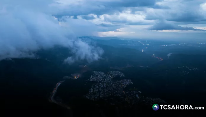 Paso de vaguada podrá provocar lluvias desde la tarde y, de llegar a tenerse, incrementarían durante la noche en varias zonas del país.