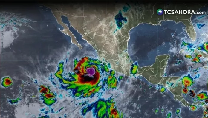 Huracán Rachel categoría 1 se acerca a México