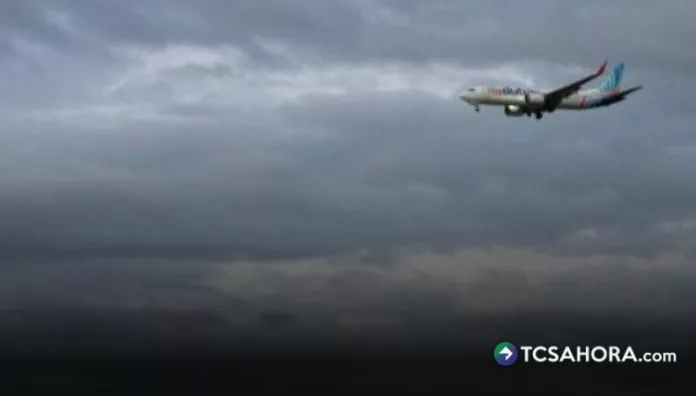 Trump dijo que Estados Unidos investiga un posible vínculo entre el régimen iraní y el ataque del copiloto en un avión.