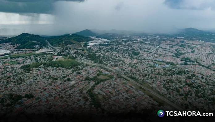 El Salvador experimentará episodios de lluvias durante la tarde, noche y madrugada de mañana por paso de Onda Tropical y la ZCIT.