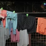 La humedad en la ropa puede favorecer la aparición de hongos