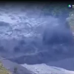 Cinco desaparecidos en Nepal por desbordamiento de río
