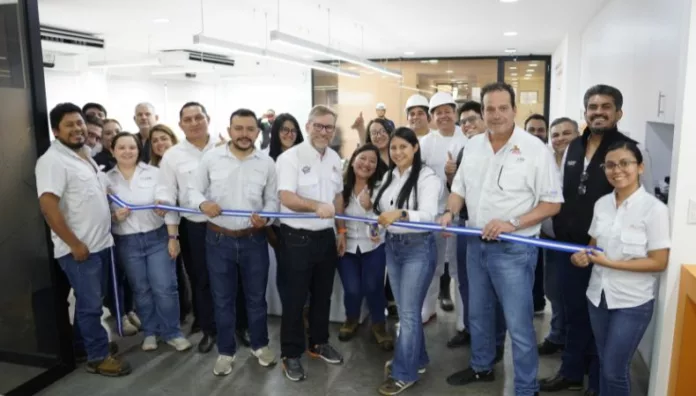 CMI Alimentos moderniza su planta en Zapotitán con tecnología que mejora la producción, cuida el medioambiente y beneficia a sus colaboradores en El Salvador.
