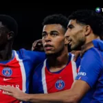 PSG golea al City y se mantiene líder de la fase de liga