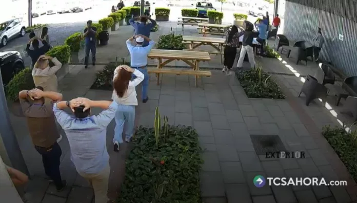 Todos los colaboradores de Telecorporación Salvadoreña se sumaron al Simulacro Nacional ante Terremotos que se llevó a cabo este miércoles.