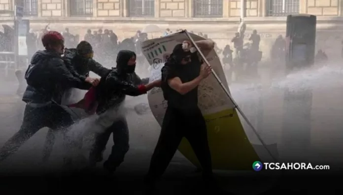 Las protestas en Francia dejaron más de 270 detenidos, enfrentamientos con la policía y daños en varias ciudades.