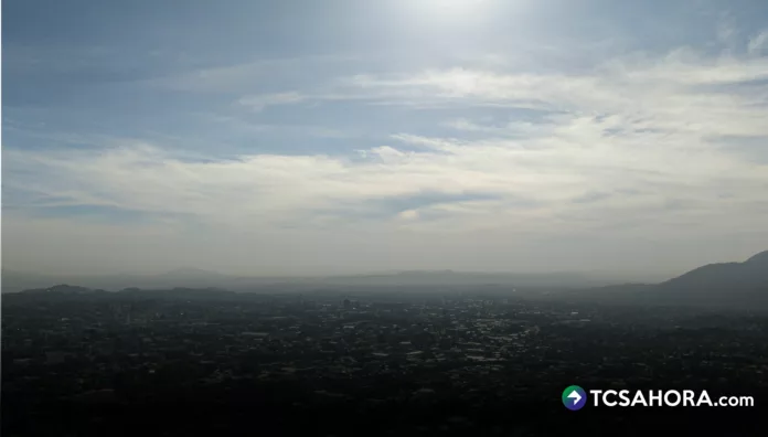 Desde la tarde se esperan lluvias, pero podrán ser débiles. Sistema de vientos nortes, y algo de frente frío, limpiarán los cielos.