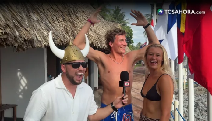 Turistas de diferentes países llegaron a playa El Sunzal para disfrutar del Surf City El Salvador ISA World Longboard Championship 2026.