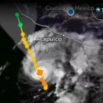 Huracán Vance se debilita a medida avanza frente a costas de México
