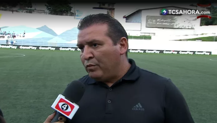 Gabriel Álvarez habló sobre la mala actitud de Diego Vásquez, técnico de Alianza.