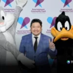 Fallece Eric Bauza, voz de Bugs Bunny y el Pato Lucas