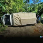 Nueve lesionados en vuelco de camión en Panchimalco