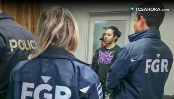 EE.UU. extradita a El Salvador al acusado de feminicidio ocurrido en 2019